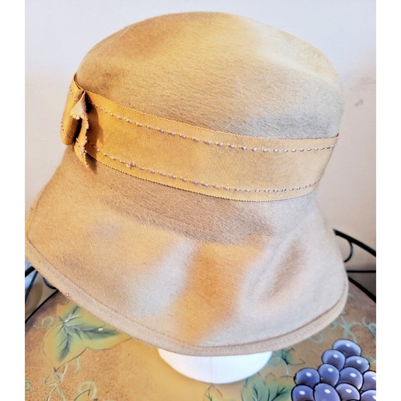 Vintage  Woman\'s Wool Hat HENRY POLLAK NEW YORK Camel Tan Bow Soleil Soi… main image 7